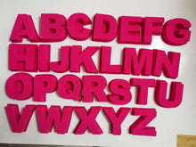 Carregar imagem no visualizador da galeria, Moldes de letras cor-de-rosa gigantes A - Z (Todas as 26 Letras Definidas) também disponíveis como single ou pacote de 2 - perfeito para resinas!
